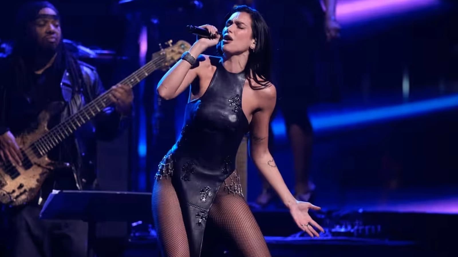 Dua Lipa intră în conflict cu familia Trump: Artista susține 'revoluția flamingilor' din Albania