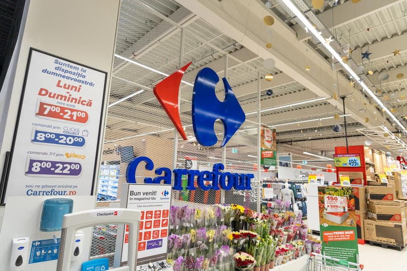 ULTIMA ORĂ Moștenirea Carrefour pentru frații Pavăl (Dedeman). Lasă afacerea din România pe pierdere și cu vânzări mai mici