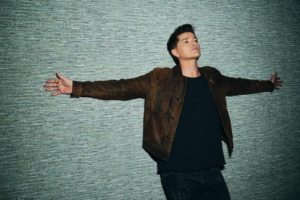 The Script - The Crowd Was Singing Wonderwall