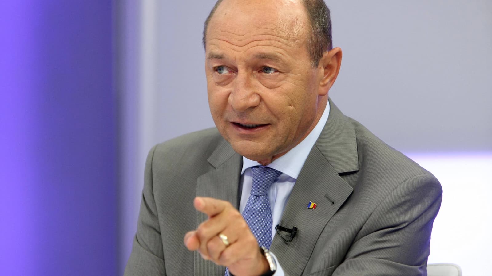 Sfatul lui Traian Băsescu pentru Nicușor Dan, în pline negocieri cu liderii de partide: 'PSD ar vota acest Guvern'
