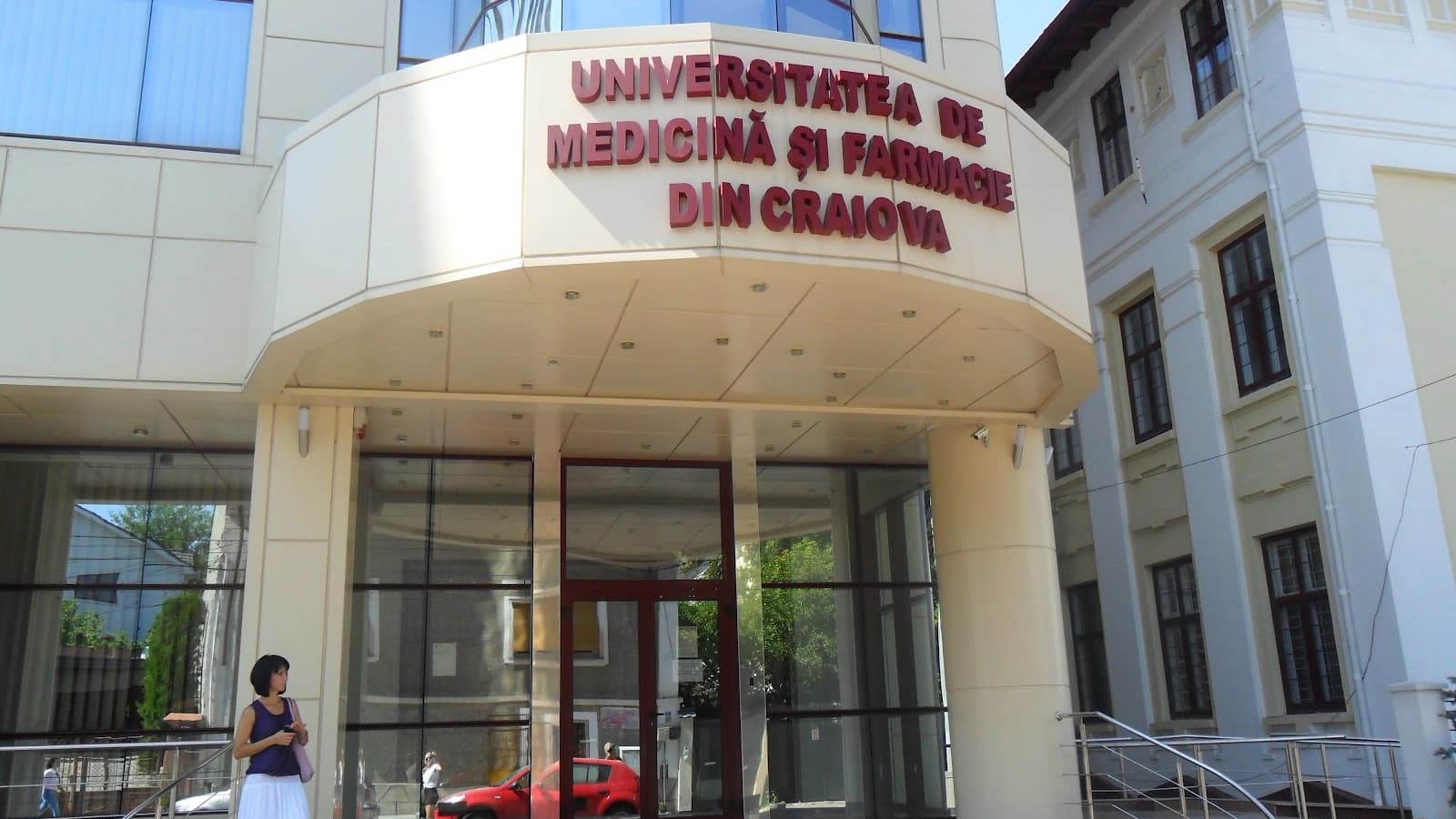 UMF Craiova atrage tot mai mulți candidați: aproape 1.400 de înscriși la admitere, cu 11,3% mai mulți decât anul trecut