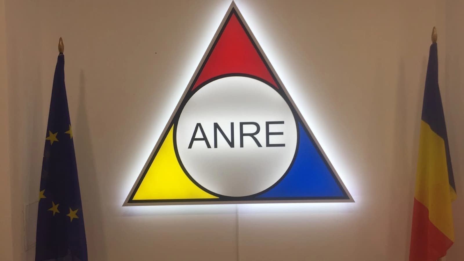 ANRE: Impactul certificatelor verzi în factura consumatorului final de energie electrică se menţine la valoarea de 14,5 Euro/MWh, în 2027