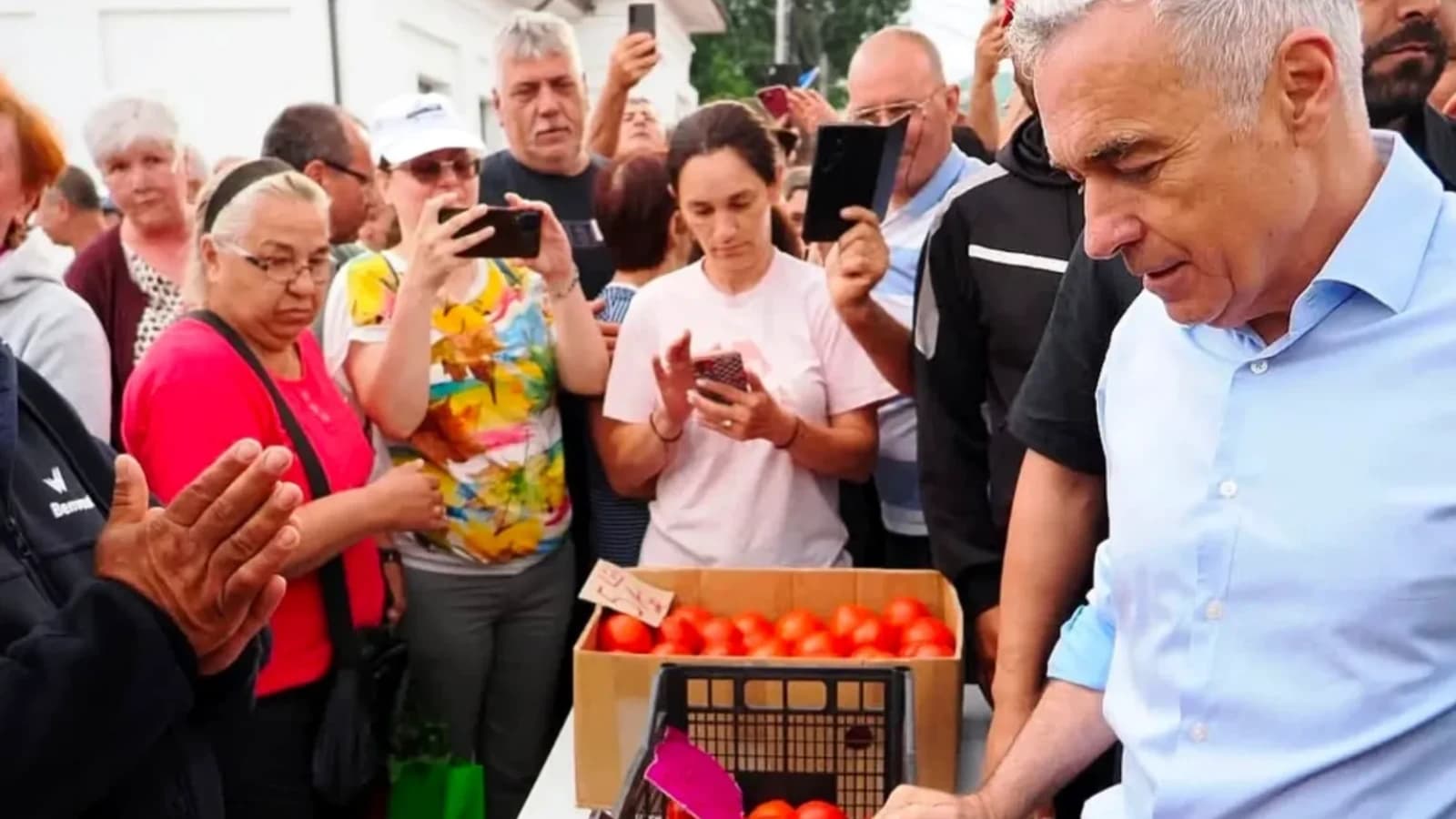 Primarul din Izbiceni rupe tăcerea după vizita lui Călin Georgescu la târgul de legume