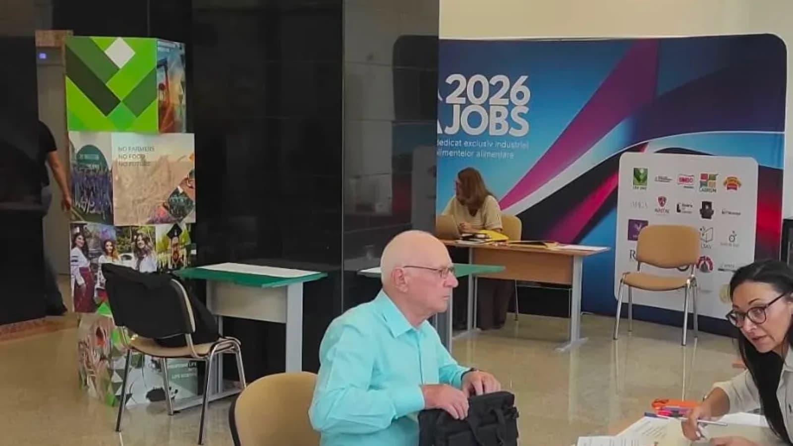 Primul candidat înscris la facultate astăzi are 87 de ani. Planul lui Viorel pentru anii care urmează: 'Voi urma altă facultate'