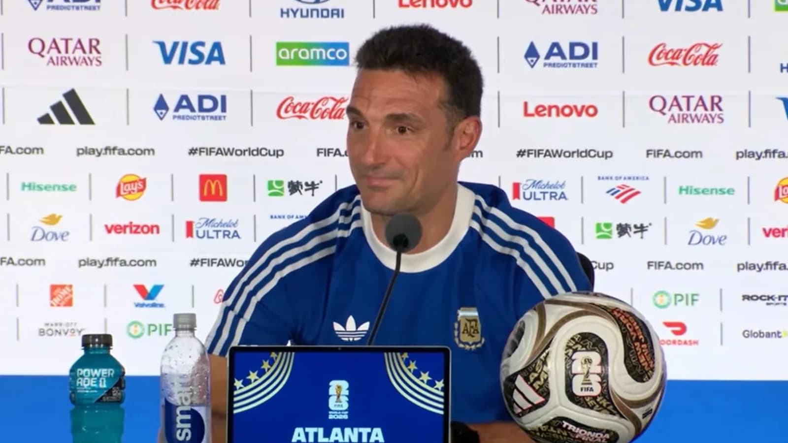 Selecționerul Argentinei rupe tăcerea după victoria de răsunet cu Anglia. Ce a spus despre finala de duminică cu Spania și geniul lui Messi